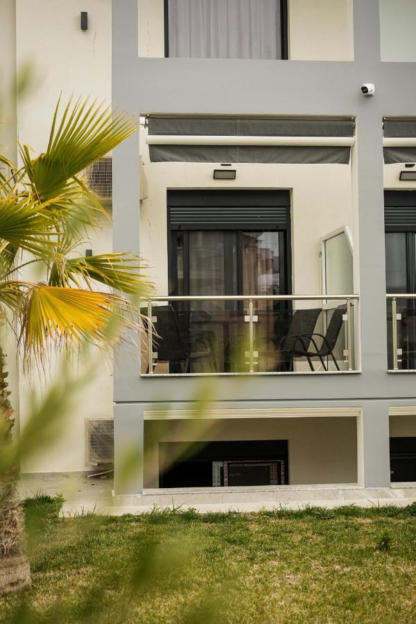 Villa Maria Vrasná Extérieur photo